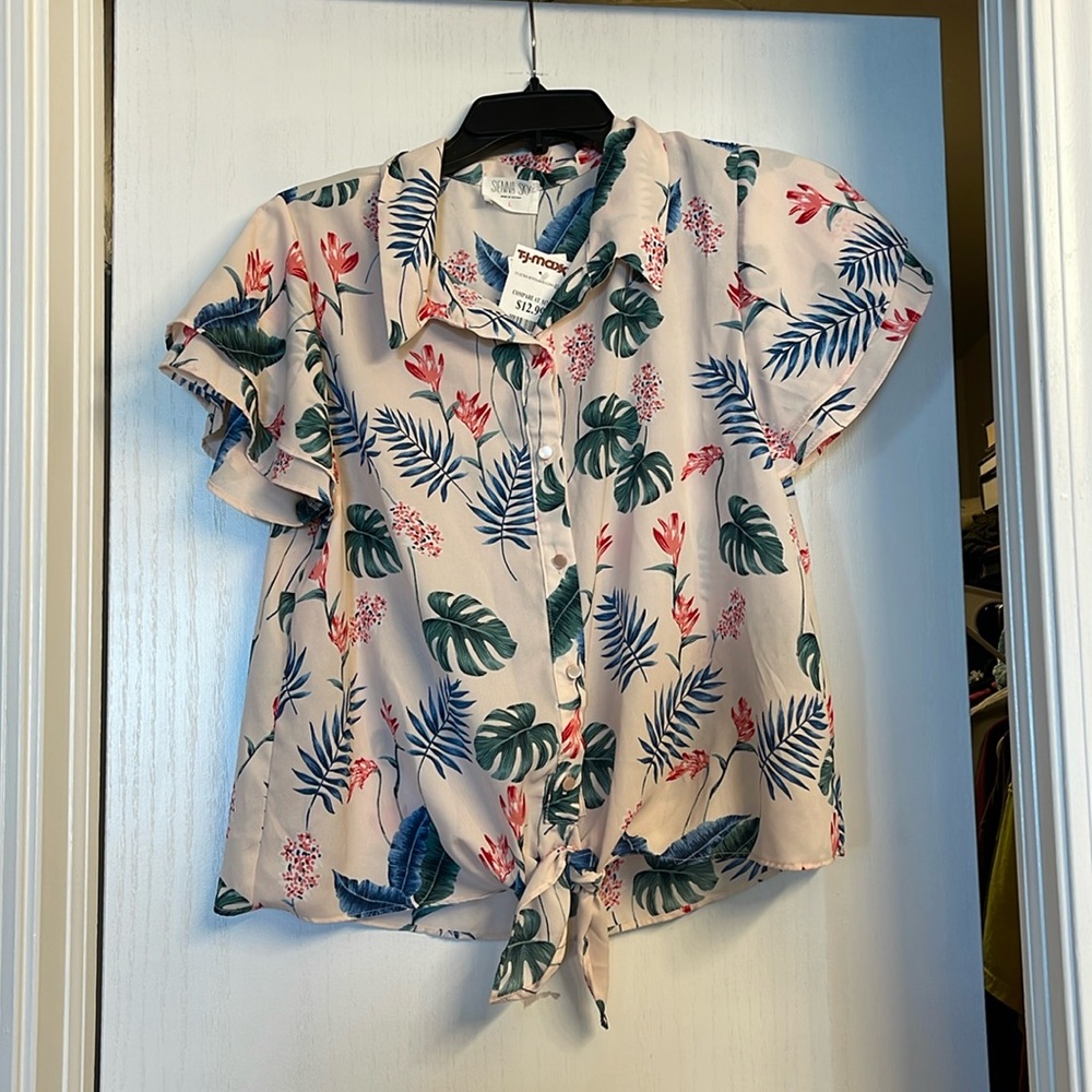 NWT Sienna Sky Tropical tie button up shirt